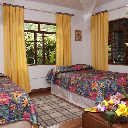 Forres Park Hotel Kingston Ngoại thất bức ảnh