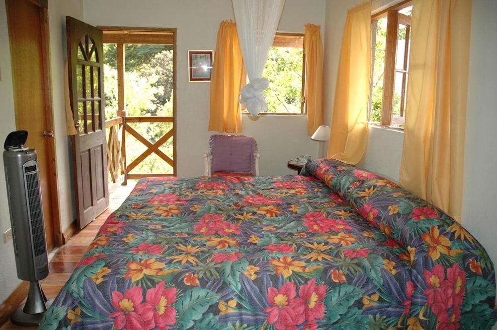 Forres Park Hotel Kingston Ngoại thất bức ảnh